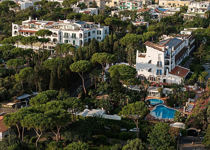 Grand Il Moresco 5* איסקיה